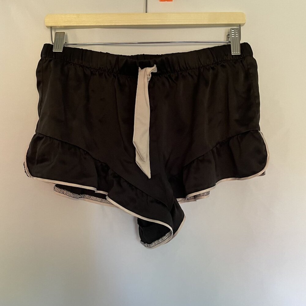 Victorias Secret Black Satin Ruffle Trim Pajama Shorts Medium lingerie hearts